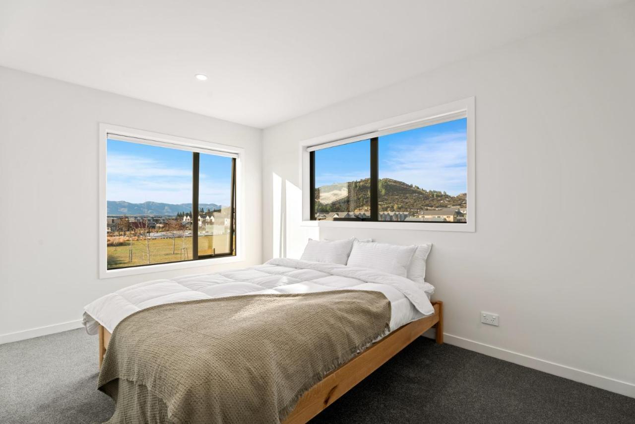 Wanaka Wonder - Wanaka Holiday Home מראה חיצוני תמונה