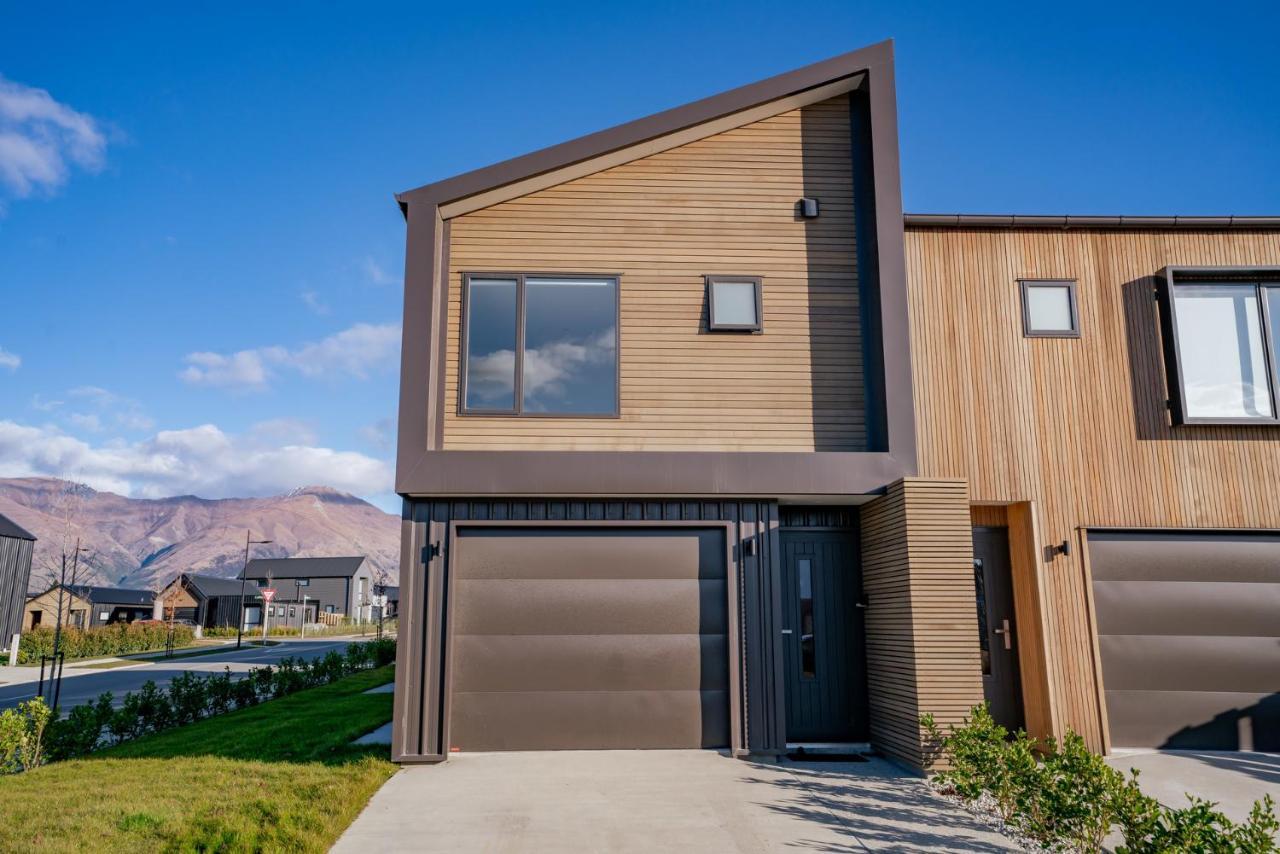 Wanaka Wonder - Wanaka Holiday Home מראה חיצוני תמונה